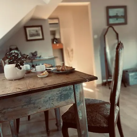 Patina House Barevny Svet Lägenhet